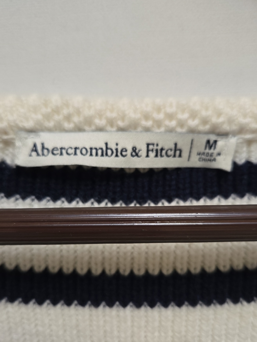Abercrombie & Fitch Coastal Striped Knit Woven Sweater Vest Size M Nautical - Picture 6 of 10